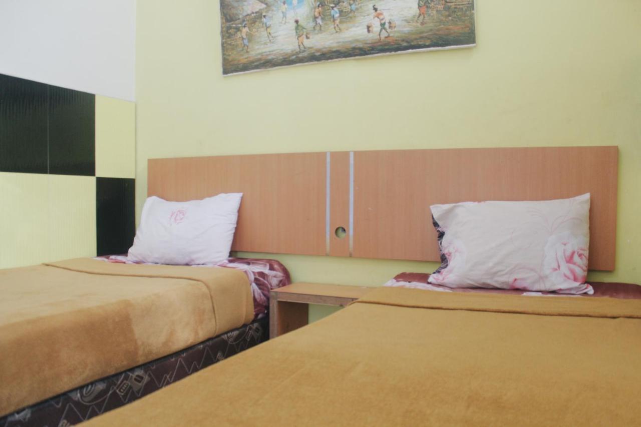 בנג'ארמאסין Olive Guest House Bumi Mas Raya מראה חיצוני תמונה